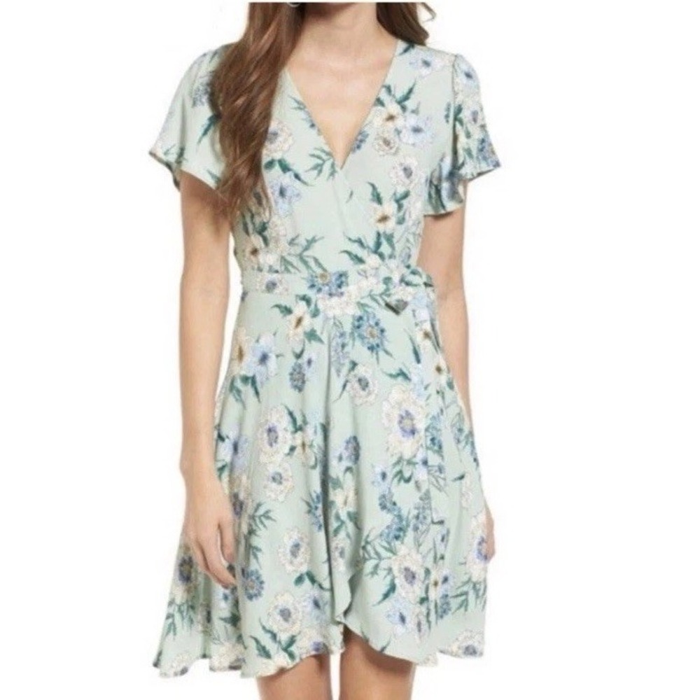 ASTR the Label Green Floral Print True Wrap Mini Dress Women's Small Coquette